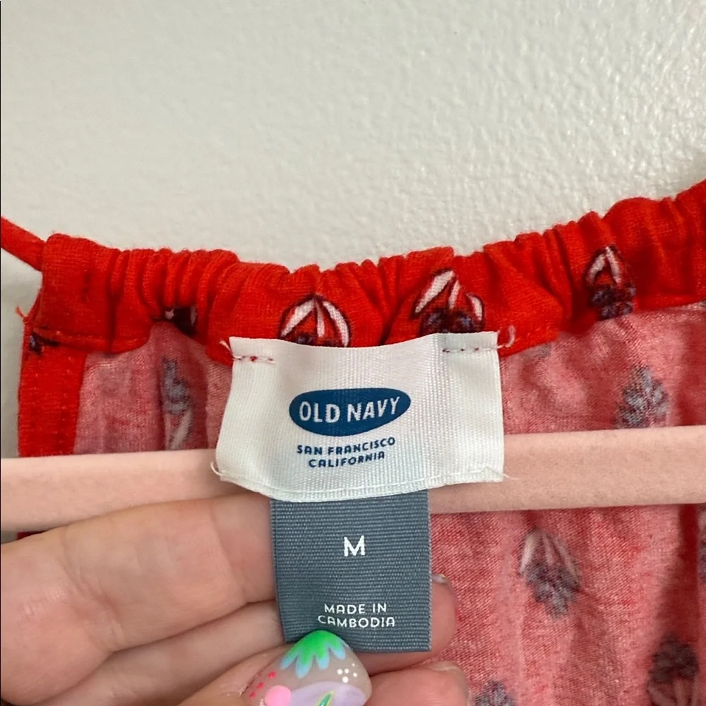 Old Navy Red Patterned Camisole Top - Picture 2 of 3
